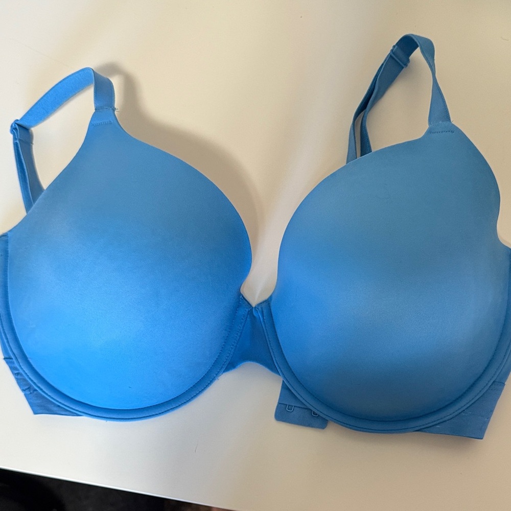 PINK Victoria's Secret Vibrant Blue Bra